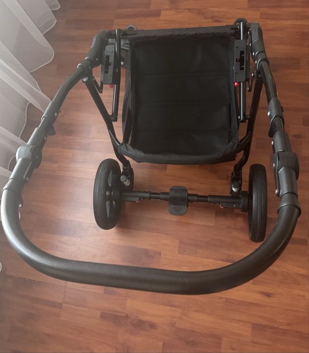 Продам коляску 2 в1 Nino короб+прогулка