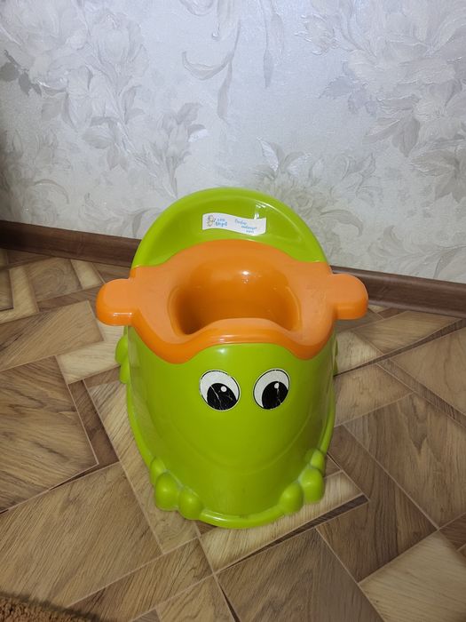 Продам горшок для малышей 1500 тенге