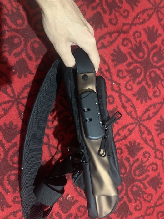 Сумка бананка в хорошем качестве + часы