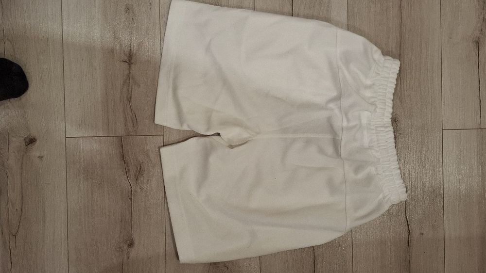 Бели Панталонки Essential