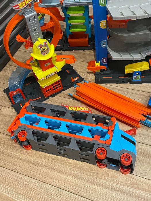 HotWheels tracks
