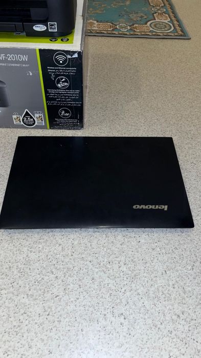 Продам принтер и ноутбук Леонова