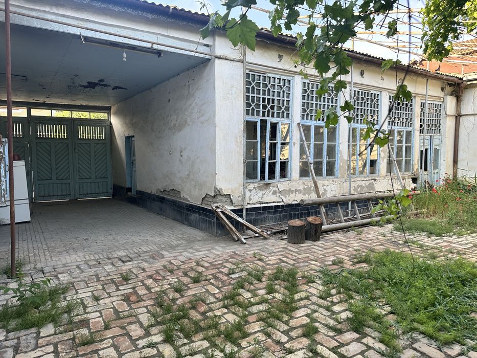 Сотилади: Ер участкаси ва эски уй (13 сотих)