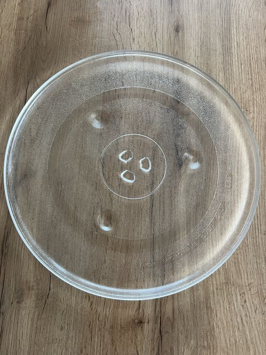 Чиния за микровълнова