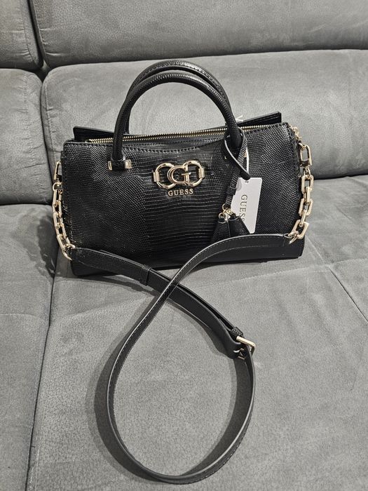 Нова чанта GUESS