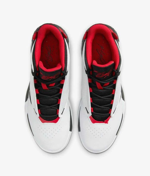 NIKE Спортни обувки JORDAN MAX AURA 4