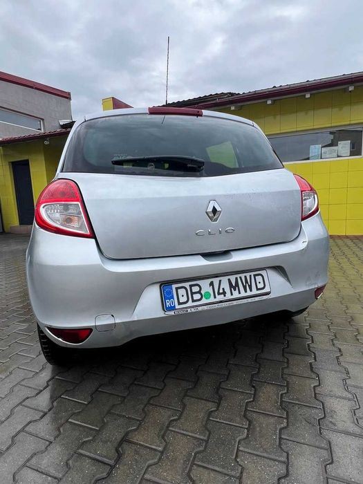 RENAULT Clio 2008 — imagine 4