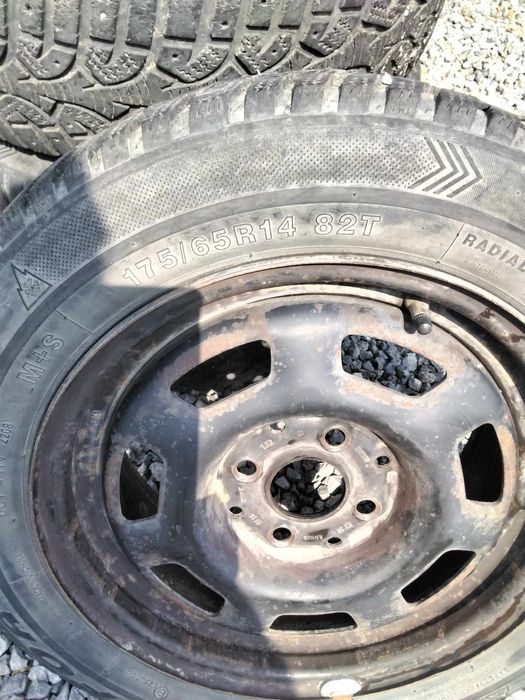 Зимни гуми в добро състояние