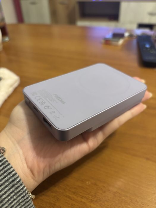 Магнитна Power Bank батерия 22.5W