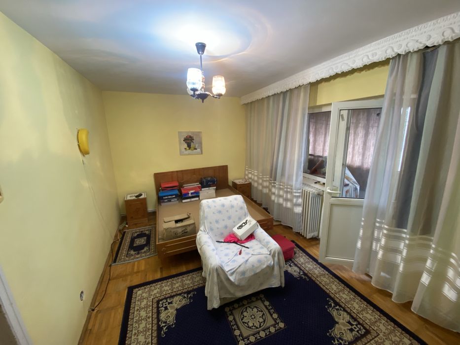 Apartament cu 4 camere