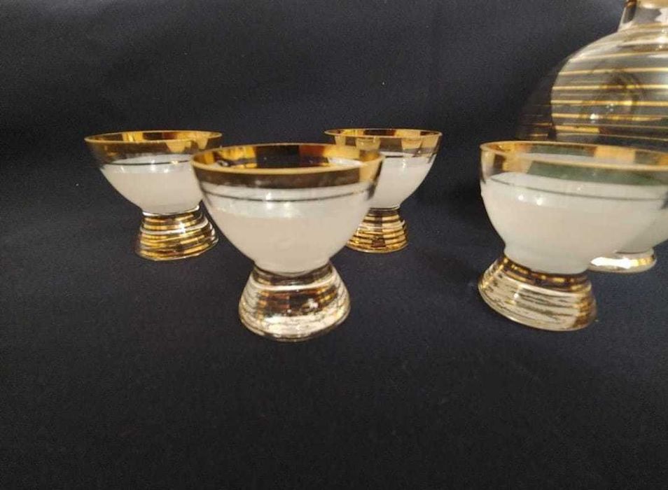 Serviciu miniatural de colecție