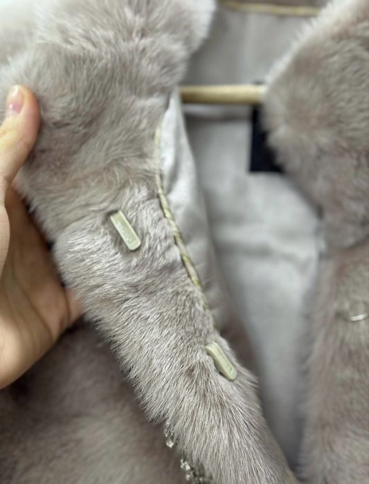 Продам норковую шубу