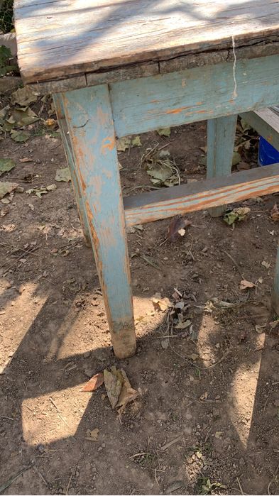 Продаю старинный стул