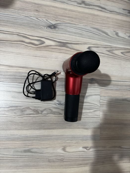 Aparat masaj 4 capete autonomie 3 ore 6 trepte viteza