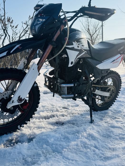 Продам Эндуро 300