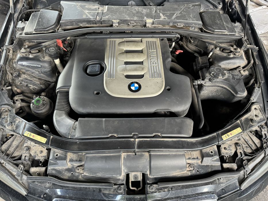 Продаваме на части бмв е92 330хд 231кс bmw e92 330xd.