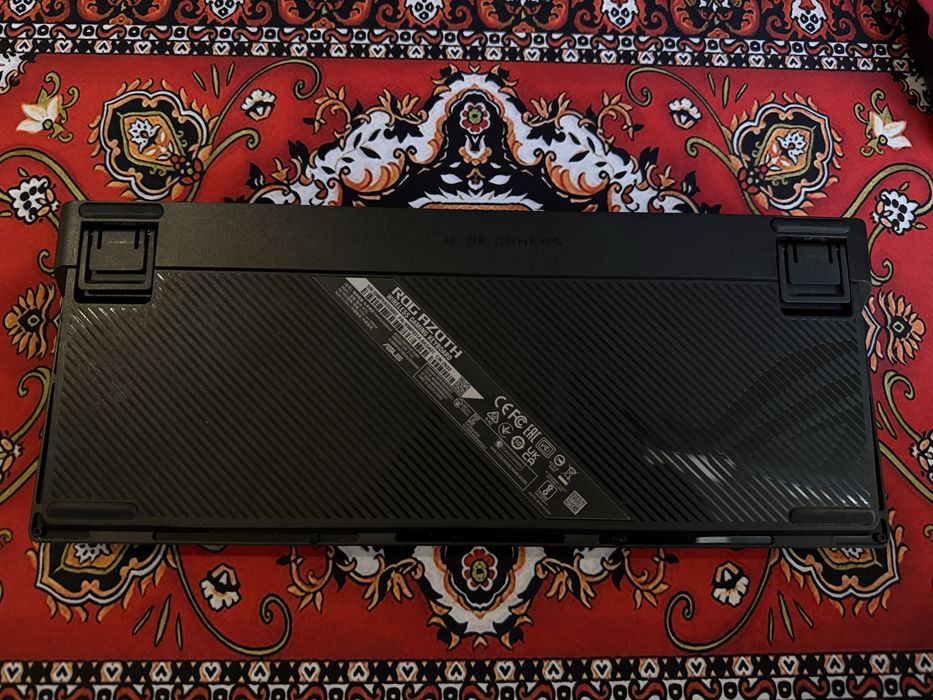 Rog azoth gaming keyboard