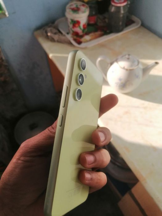 A54 5g holati yangi 128.6 aybi yuq