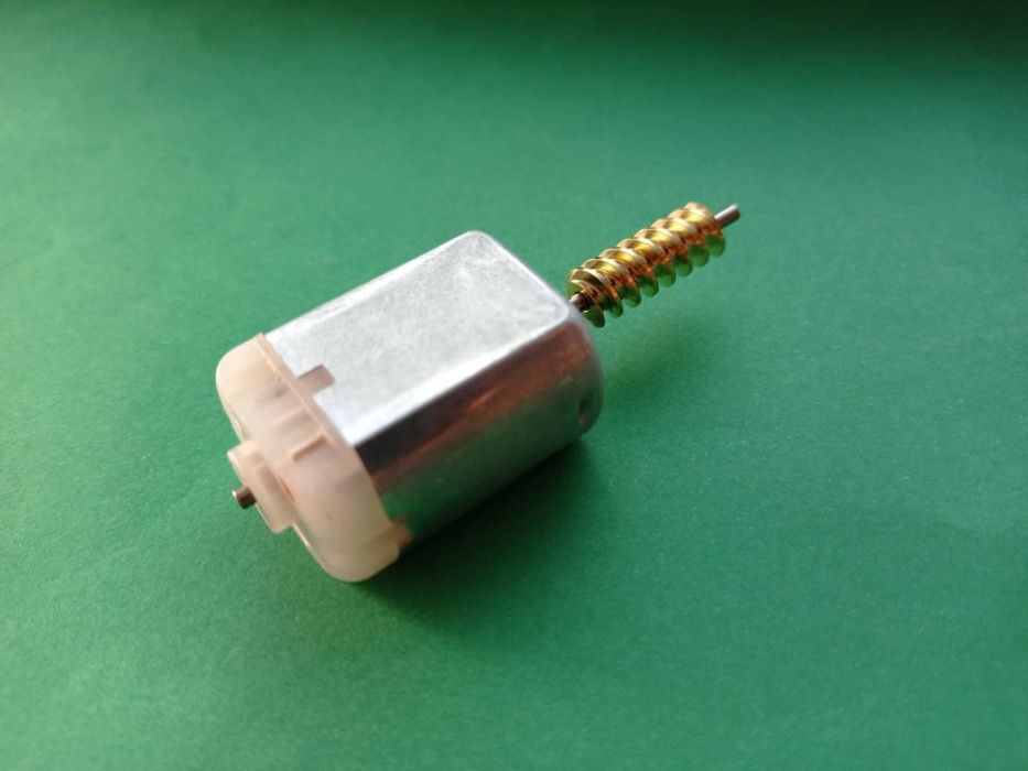 motoras broasca incuietoare usa stanga dreapta Bmw e90 e91 e92 e93 e81