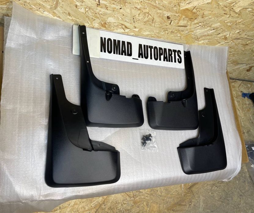 Брызговики на 4Runner 10-22(without fender)