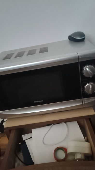 Vând cuptoare cu microunde