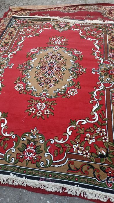 Продам коверы размер 2 * 3,