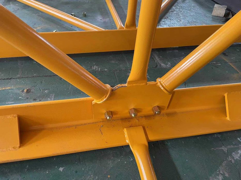 Башенный кран QTZ125 FM6015-6