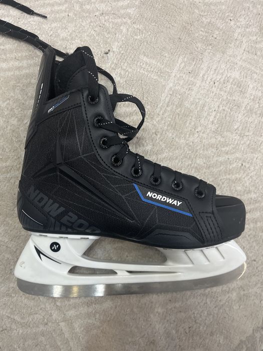 Коньки продам не дорого