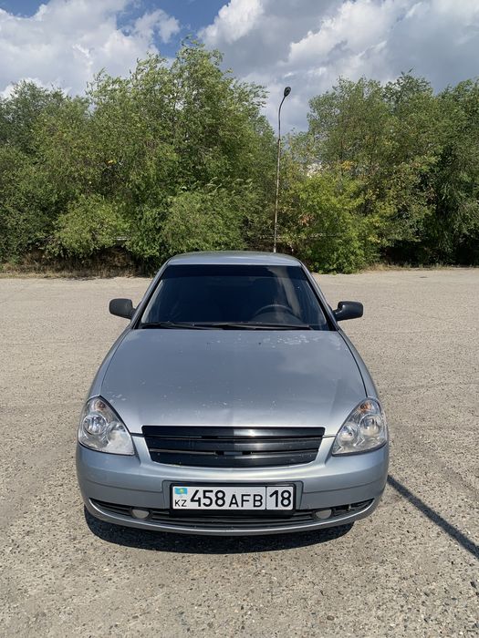 Продам машину Лада приора