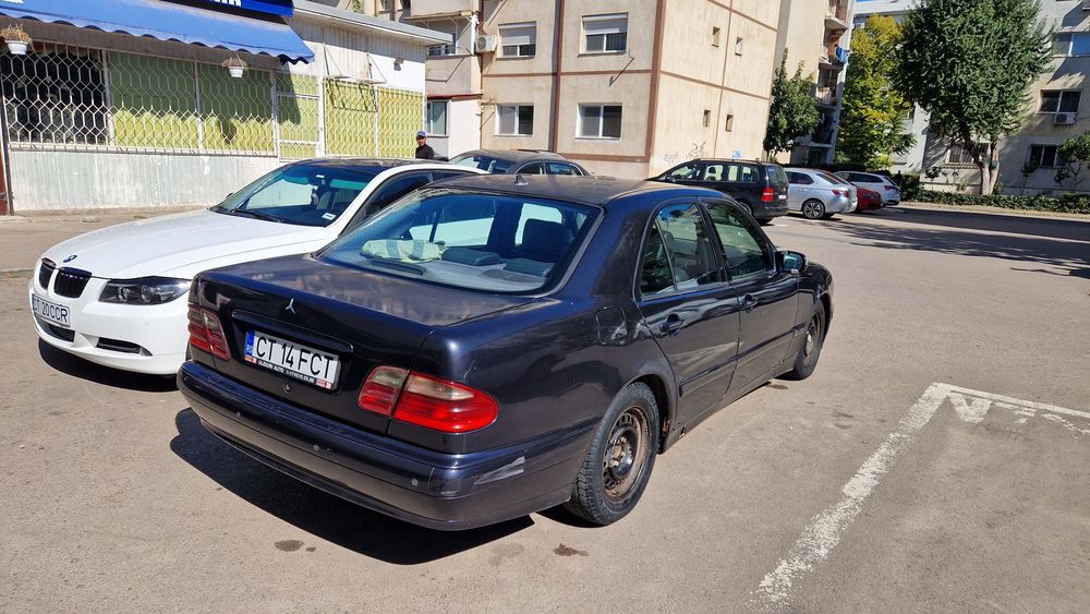 MERCEDES-BENZ E-Class 2000 — imagine 4