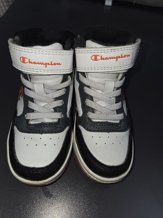 Adidasi Champion baieti marimea 23