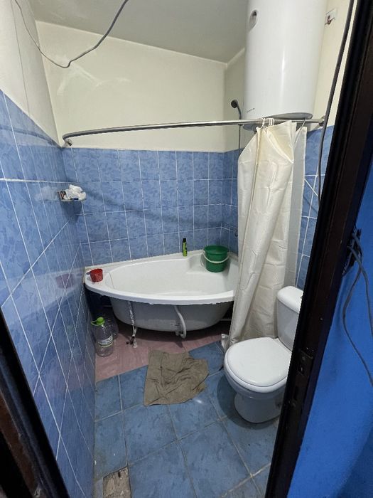 Саттепода 1 хоналик квартира сотилади 6 метрлик балкон 6/9 этажлик дом