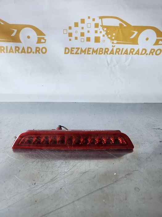 Lampa Stop Suplimentar Frana Kia Carnival An 2007-2008-2009-2010-2011-2012-2013-2014 - Dezmembrari