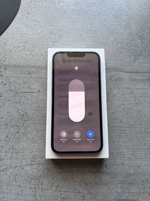 Vand iPhone 13 128gb 85% CA NOU