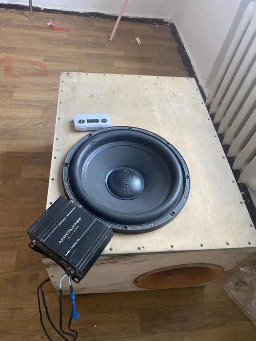 Сабвуфер с усилителем