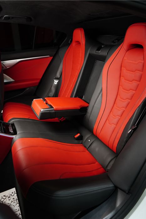 BMW M850i xDrive 2024