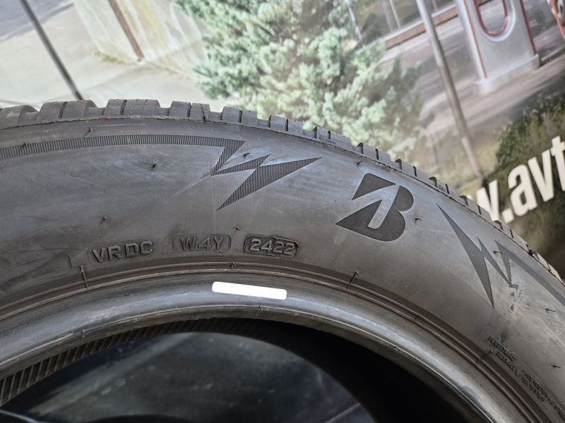 236/60/18 BRIDGESTONE 4бр