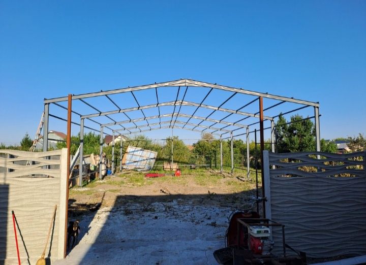 Vând hala metalica 8×15×4 din profil