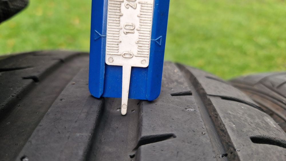 Anvelope vara 215 50 R 18 Falken