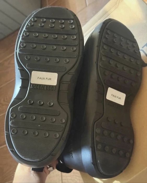 Cizme scurte Moon Boot