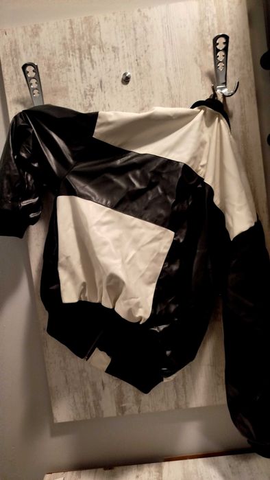 Кожено яке късо.