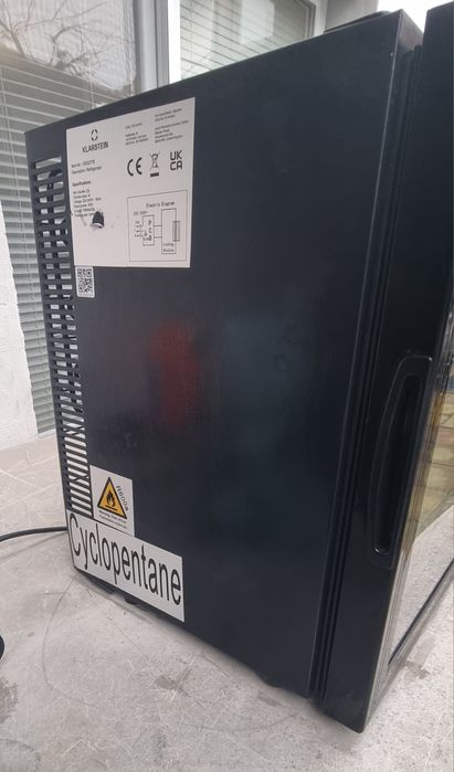 Мини Хладилна витрина Klarstein 23L