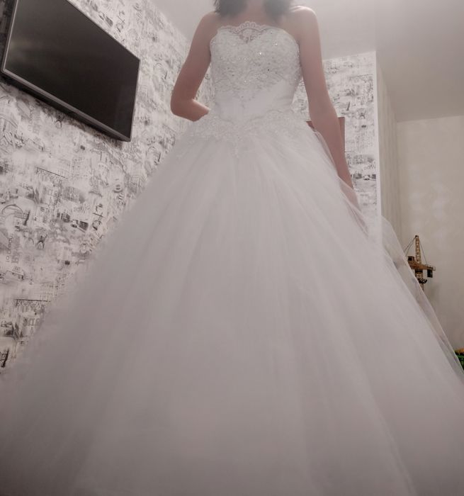 Свадебное платье