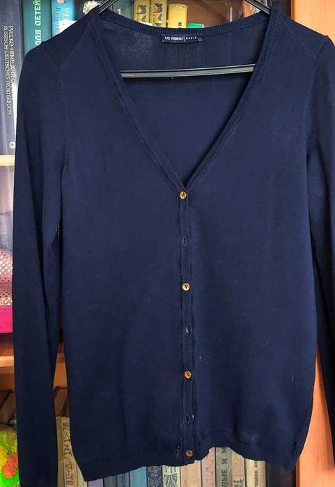 Продам школьный джемпер на застежке