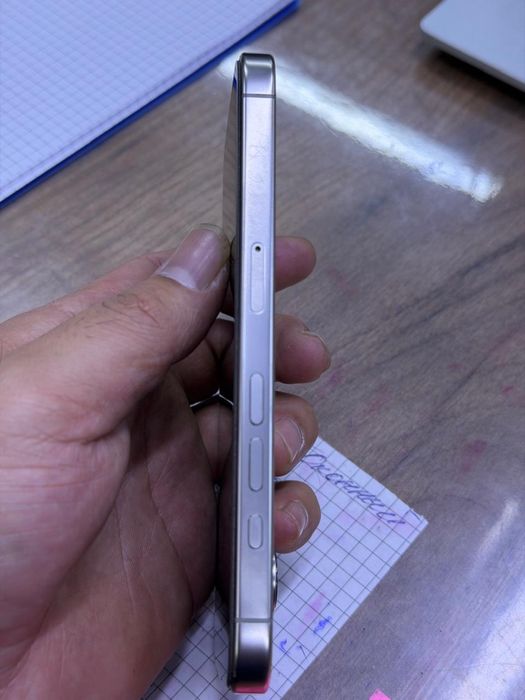 Iphone 16 pro 256 Gb , состояние отличное