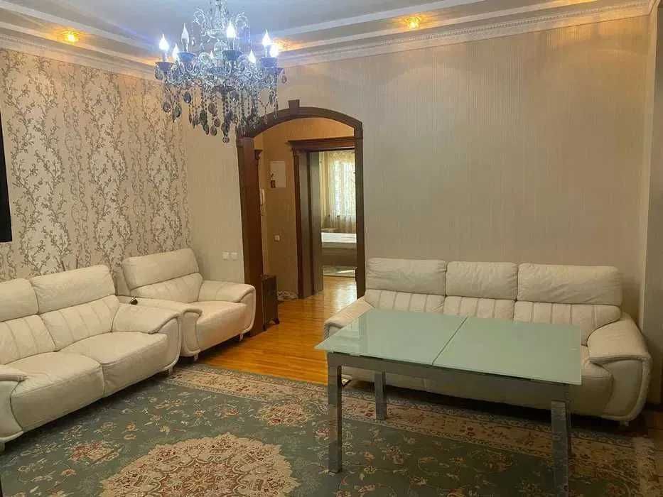 В Генеральских домах 3/2/3 78м2  Шота Руставели,Океан,Гост.Россия