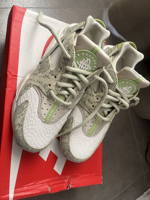 Маратонки NIKE AIR HUARACHE - 38