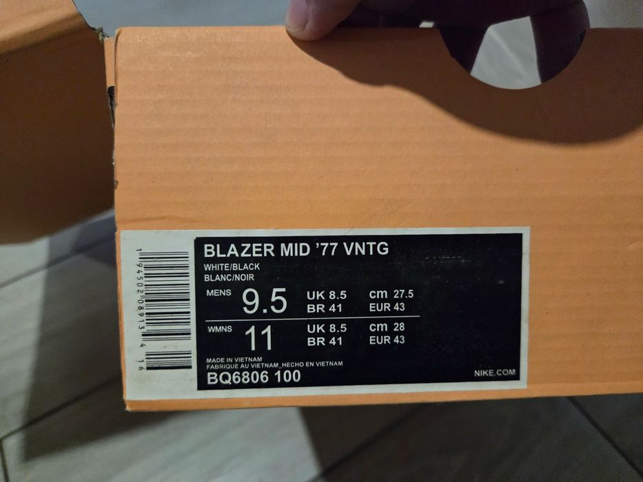 Nike Blazer Mid ’77 VNTG — White/Black