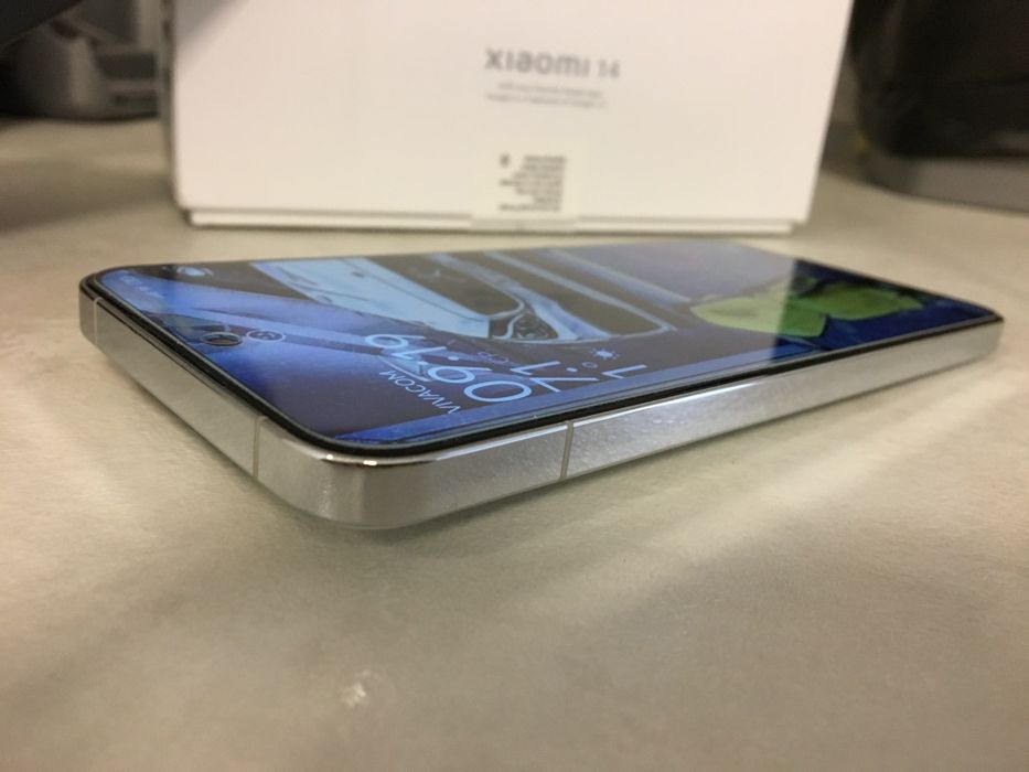 Xiaomi 14 12+8 GB рам  512GB ROM пълен комплект