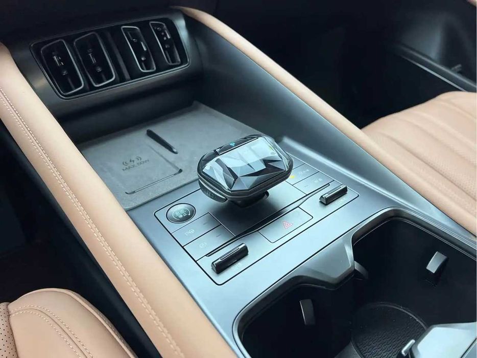 BYD Song L 2025 1 Год гарантии